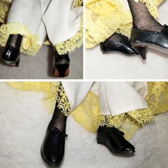 Curtis Publishing Co. Porcelain Doll - Picture 11 of 14